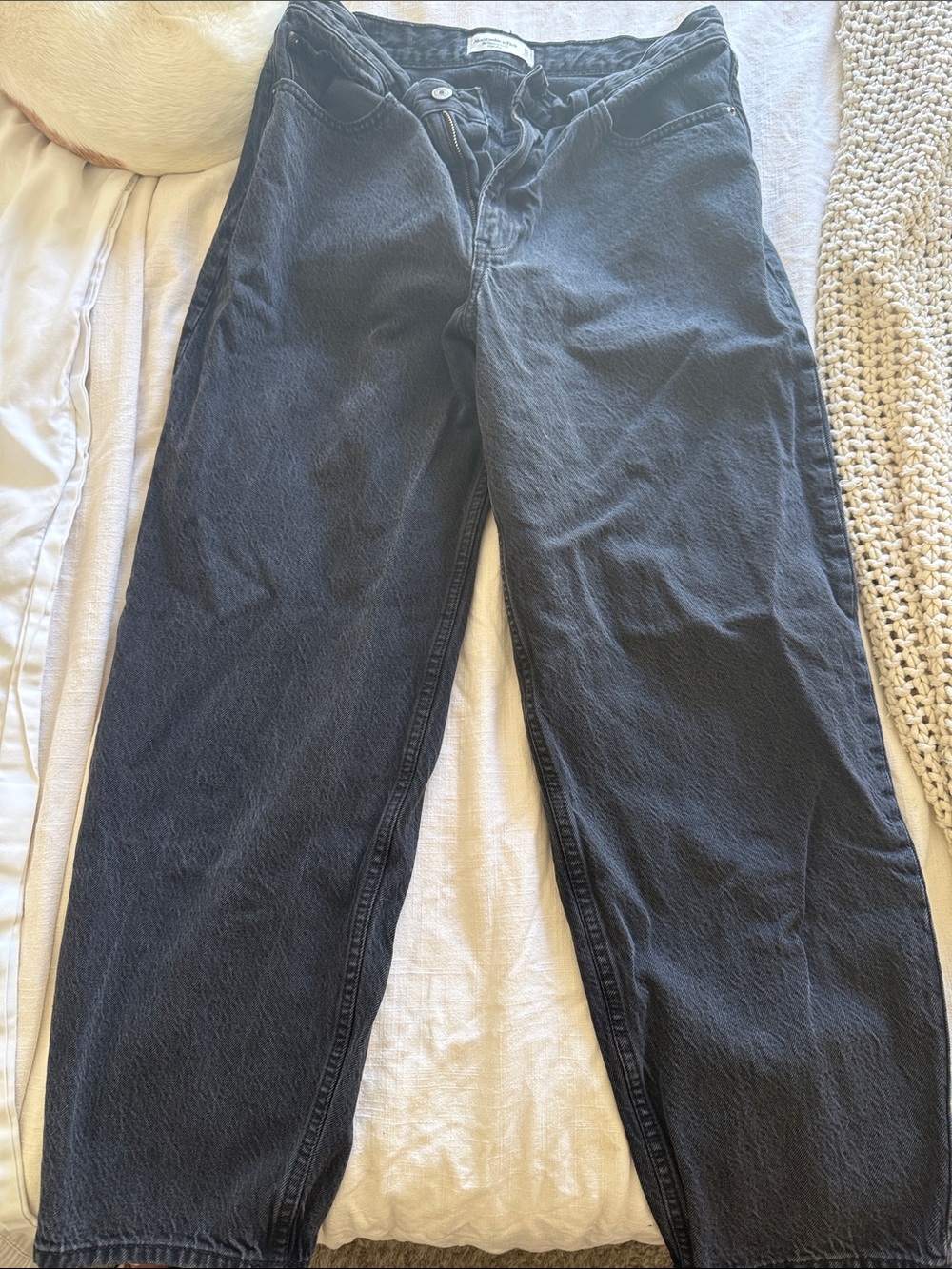 Abercrombie & Fitch Black High-Rise Ankle Jeans